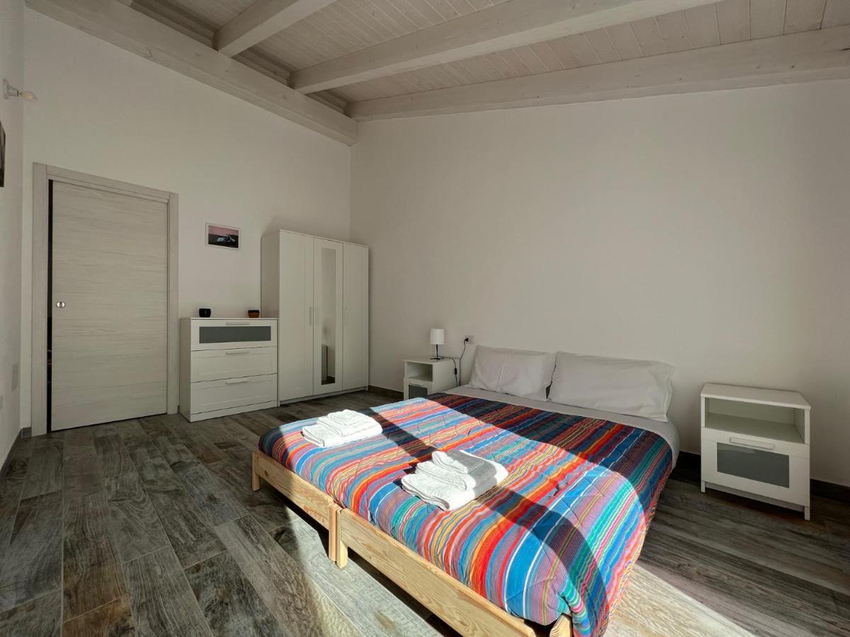 Appartement Casa Sylvia à SantʼAntìoco Extérieur photo